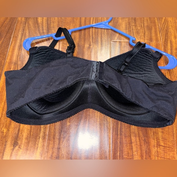 Adore Me Wireless Light Lined/Lift Bra - 38D - Picture 3 of 5